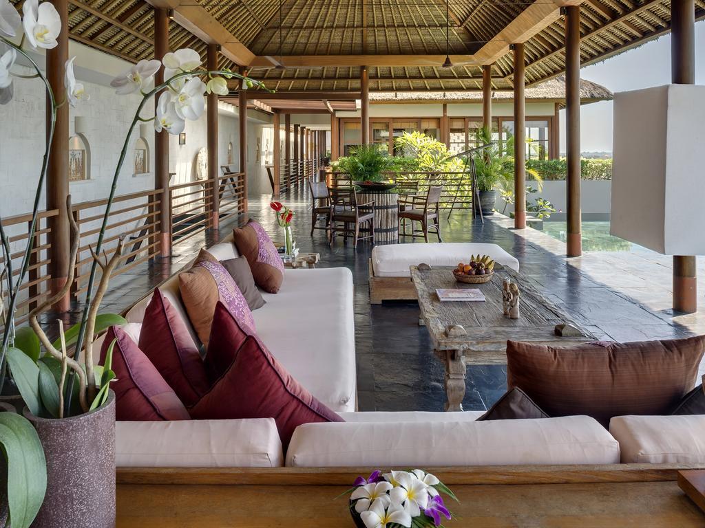 Hotel The Longhouse, Jimbaran - Bali Extérieur photo