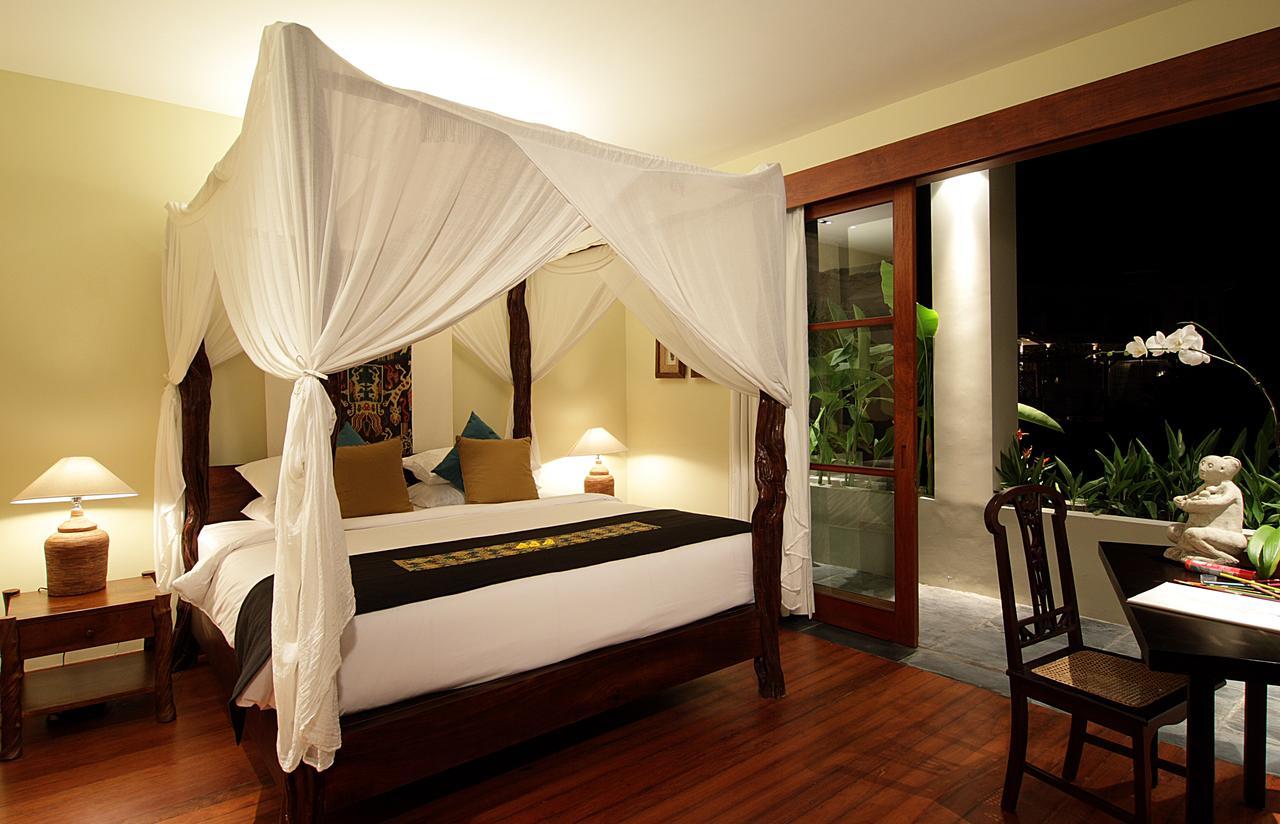 Hotel The Longhouse, Jimbaran - Bali Extérieur photo