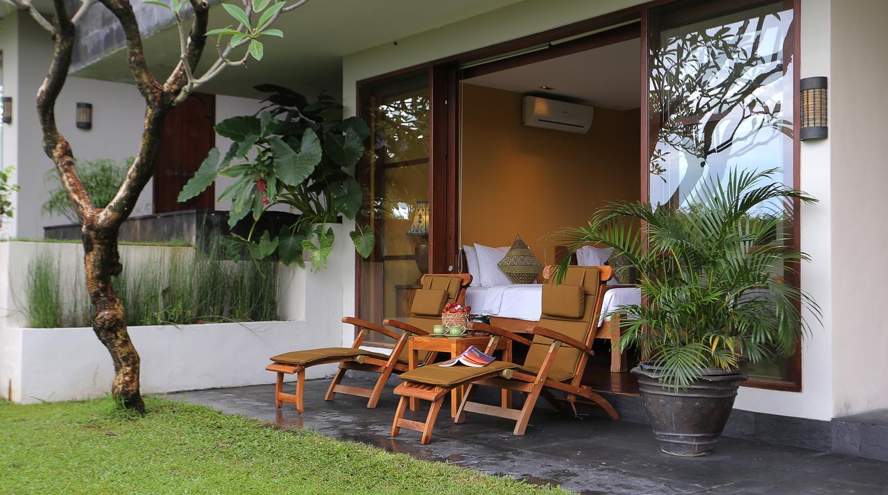 Hotel The Longhouse, Jimbaran - Bali Extérieur photo