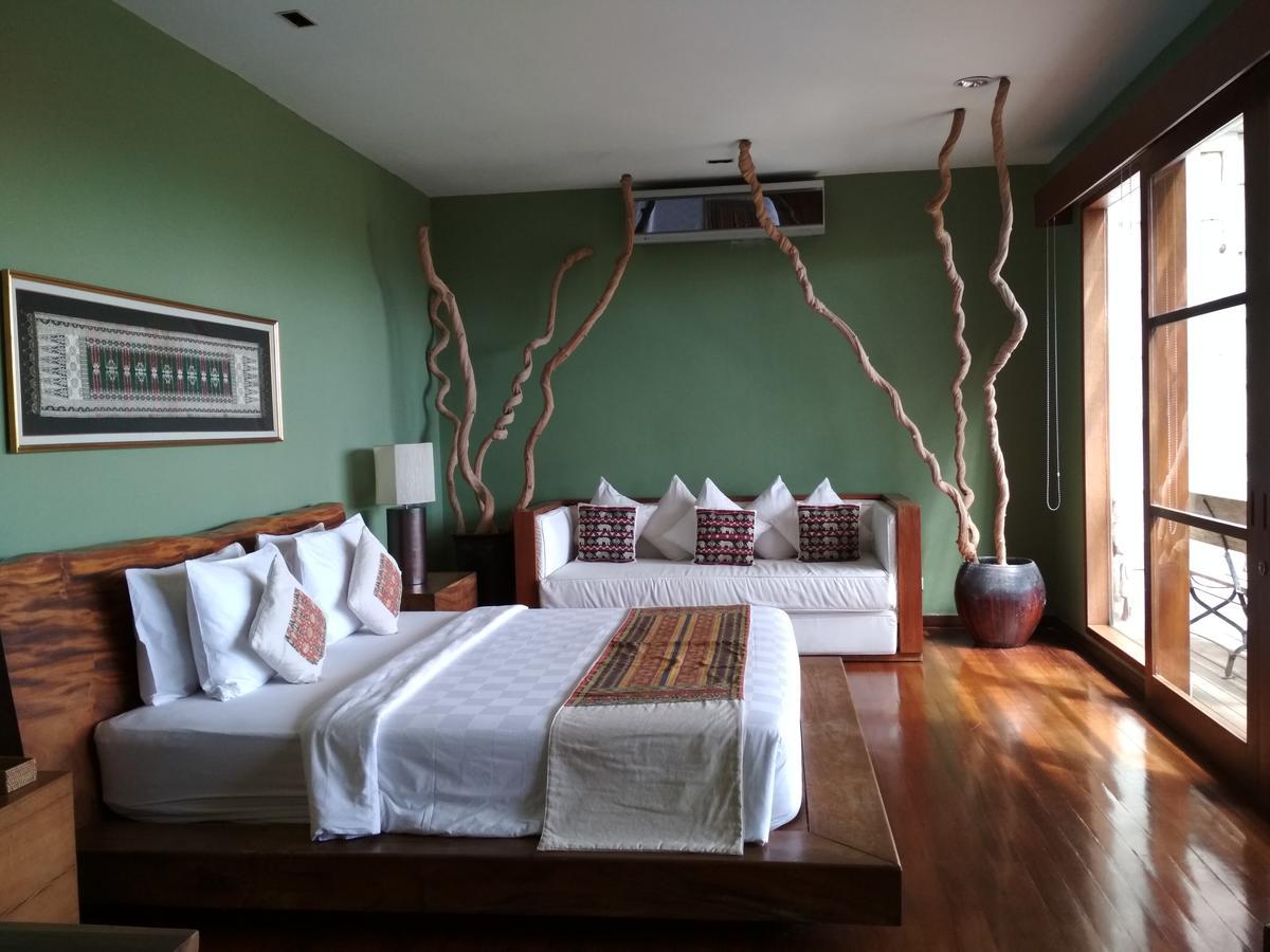 Hotel The Longhouse, Jimbaran - Bali Extérieur photo