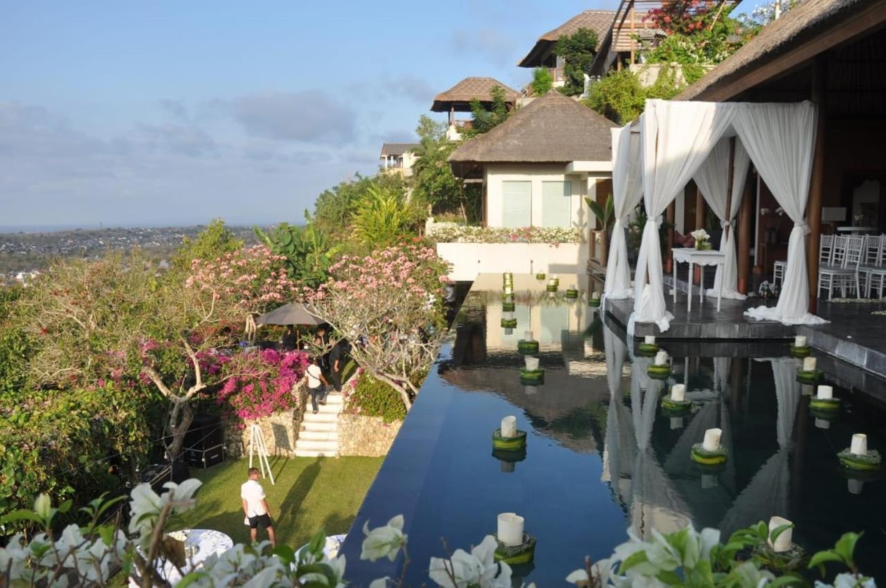 Hotel The Longhouse, Jimbaran - Bali Extérieur photo